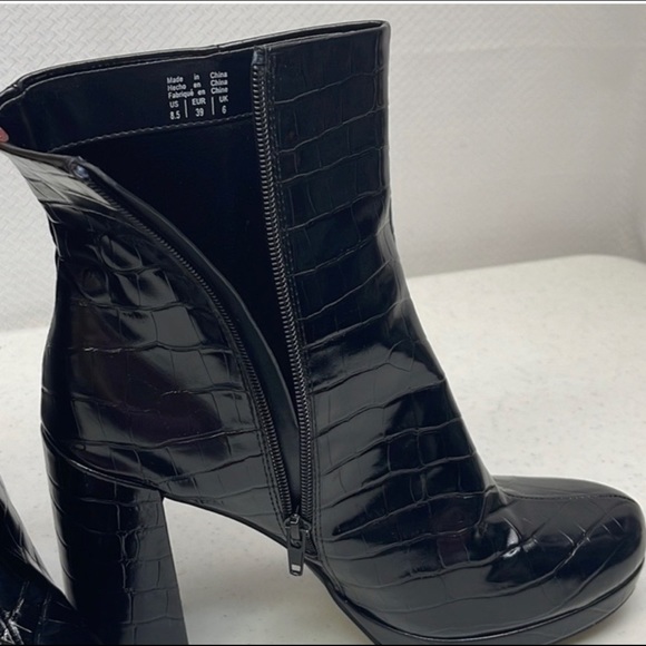 Rachel Zoe Maya Platform Bootie - Picture 6 of 13